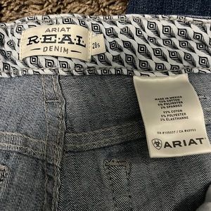 Arait Jeans